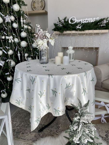 Скатертина з вишивкою SKVG15 "Ялинкові гілочки" SKVG15-140D фото