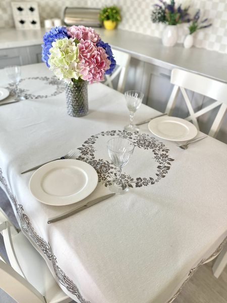 Jacquard tablecloth DELICIA 9, 120x160, Rectangular, Classic, Without lurex, 50% polyester, 30% acrylic, 20% cotton, Jacquard