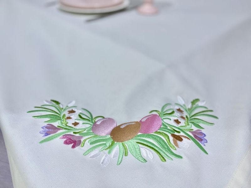 Embroidered Easter tablecloth SKVV01, 140x180, Rectangular, Easter, Embroidery, 70% cotton, 30% polyester