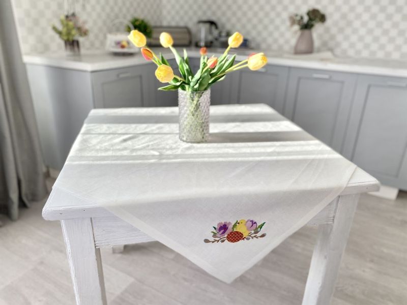 Embroidered Easter tablecloth SKVV05, 100x100, Square, Easter, Embroidery, 100% linen
