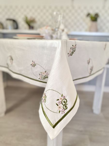 Скатертина вишивана великодня SKVV038B SKVV038B-136 фото