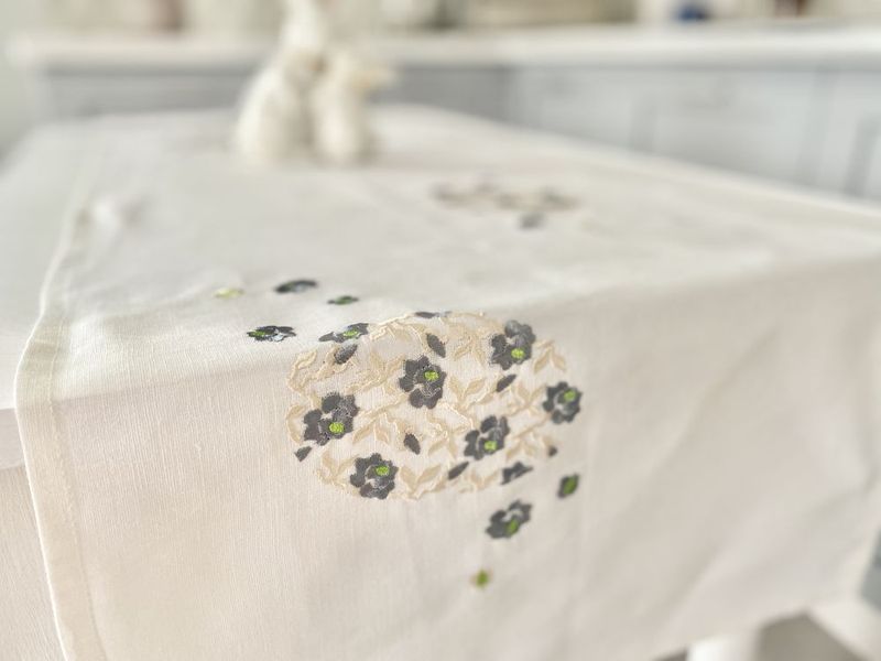 Linen embroidered Easter table runner NPVV04L-42, 42x140, Rectangular, Easter, Embroidery, 100% linen