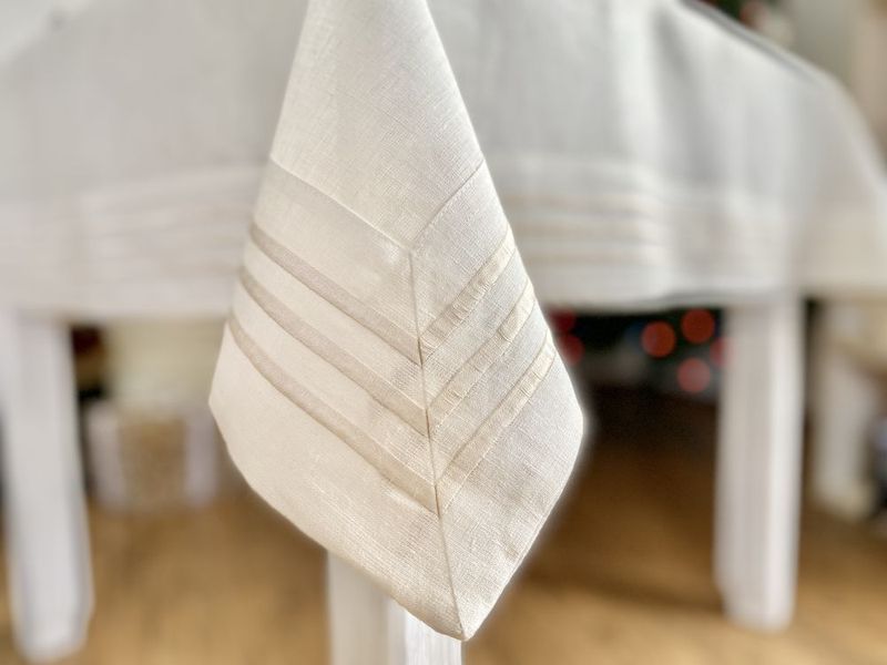 Linen tablecloth SKLB30, 140x140, Square, Monochrome, Embroidery, 100% linen