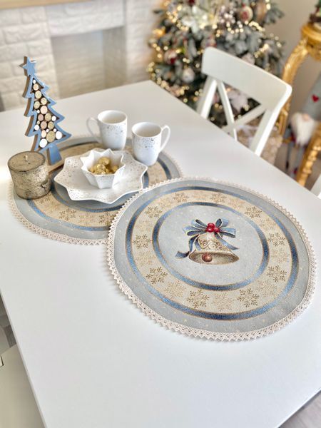 Tapestry placemat with lace ROUND723M-45D Christmas in Mountains