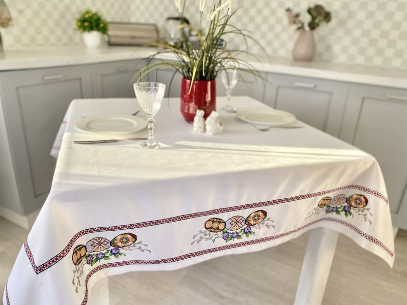 Embroidered Easter tablecloth SKVV06, 135x135, Square, Easter, Embroidery, 100% polyester