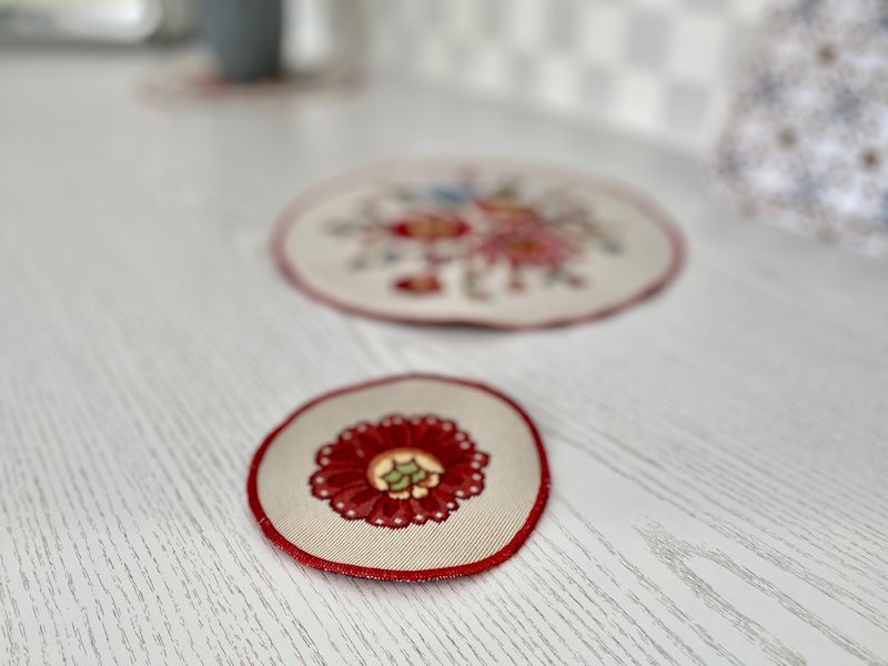 Tapestry placemat ROUND1010-10D