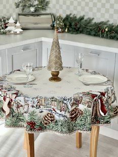 Obrus gobelinowy MOROZ, &Oslash;140, Okrągły, Nowy Rok, Bez lureksu, z mikrofibry, 75% poliester, 22% bawełna, 3% akryl, Gobelin