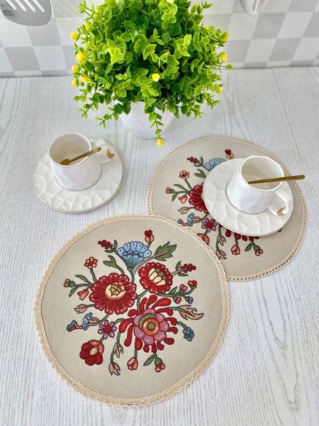 Tapestry placemat with lace ROUND1010M-25D