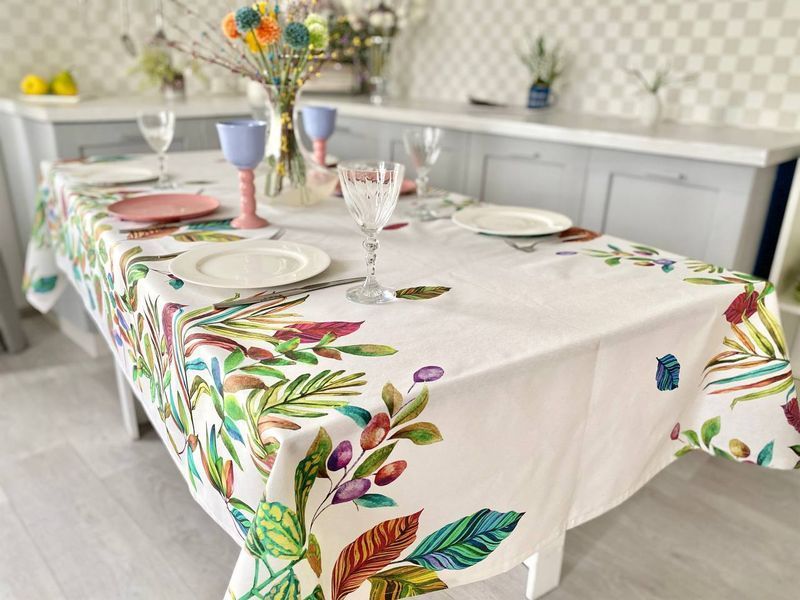 Obrus z pokrowcem wodoodpornym MANTEL488, 134x240, Prostokątny, Kwiatowy, Z wodoodporną powłoką, 75% bawełna, 25% poliester, Wodoodporny