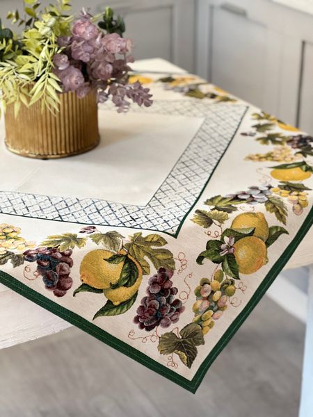 Tapestry tablecloth LIMA044VE, 97х100, Square, Everyday, Without lurex, 75% поліестер, 22% бавовна, 3% акрил