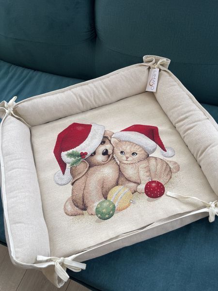 Leżak dla zwierząt + wodoodporny materac gobelinowy FUSKAS-SET (48x48), 48x48, Kwadrat, Nowy Rok, Złoty lureks, 49% bawełna, 35% poliester, 16% akryl, Gobelin
