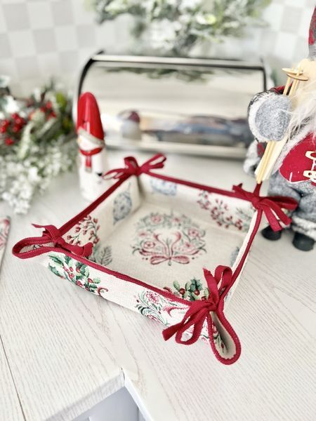 Tapestry bread basket CORONA, 20х20х8, 20, 20, 8, Square, New Year's, Silver lurex, 75% polyester, 22% cotton, 3% acrylic, Tapestry