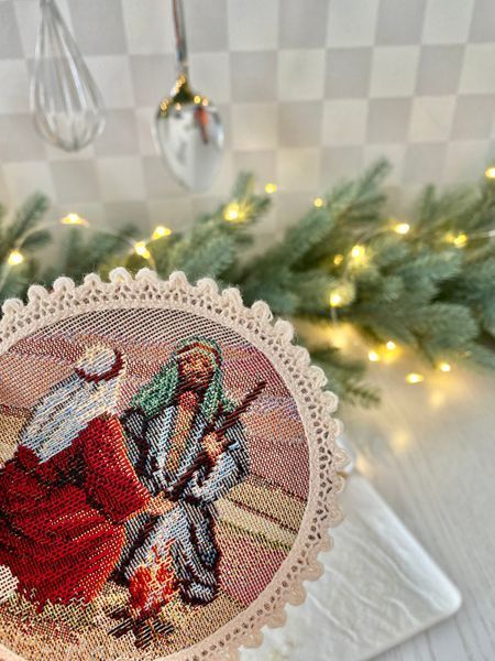 Set of tapestry napkins with lace ROUND1153M-SET6-10D The Miracle of Bethlehem, &Oslash;10, 10, 10, Round, New Year's, Golden lurex, 70% polyester, 23% cotton, 3% acrylic, 4% metal fibre, Tapestry, 6 pcs.