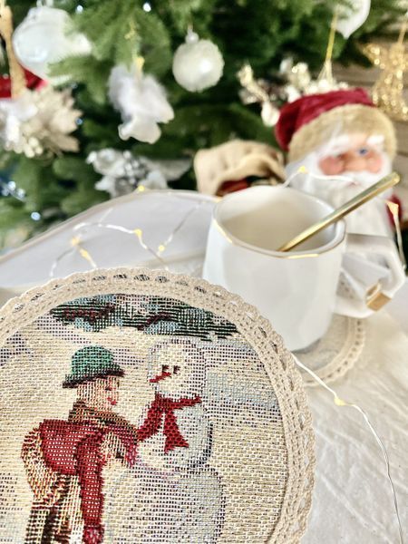 Tapestry placemat with lace ROUND1004M-10D Winter adventure, &Oslash;10, 10, 10, Round, New Year's, Silver lurex, 75% polyester, 22% cotton, 3% acrylic, Tapestry