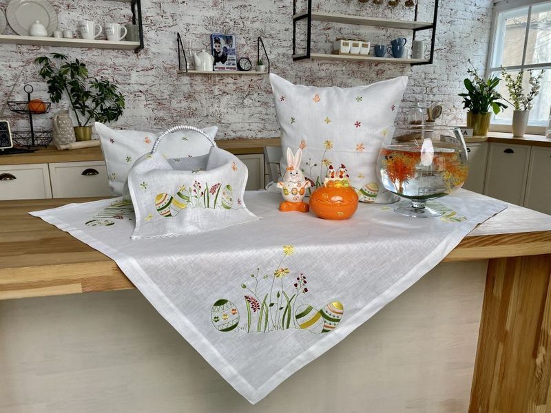 Embroidered Easter tablecloth SKVV03, 100x100, Square, Easter, Embroidery, 100% linen